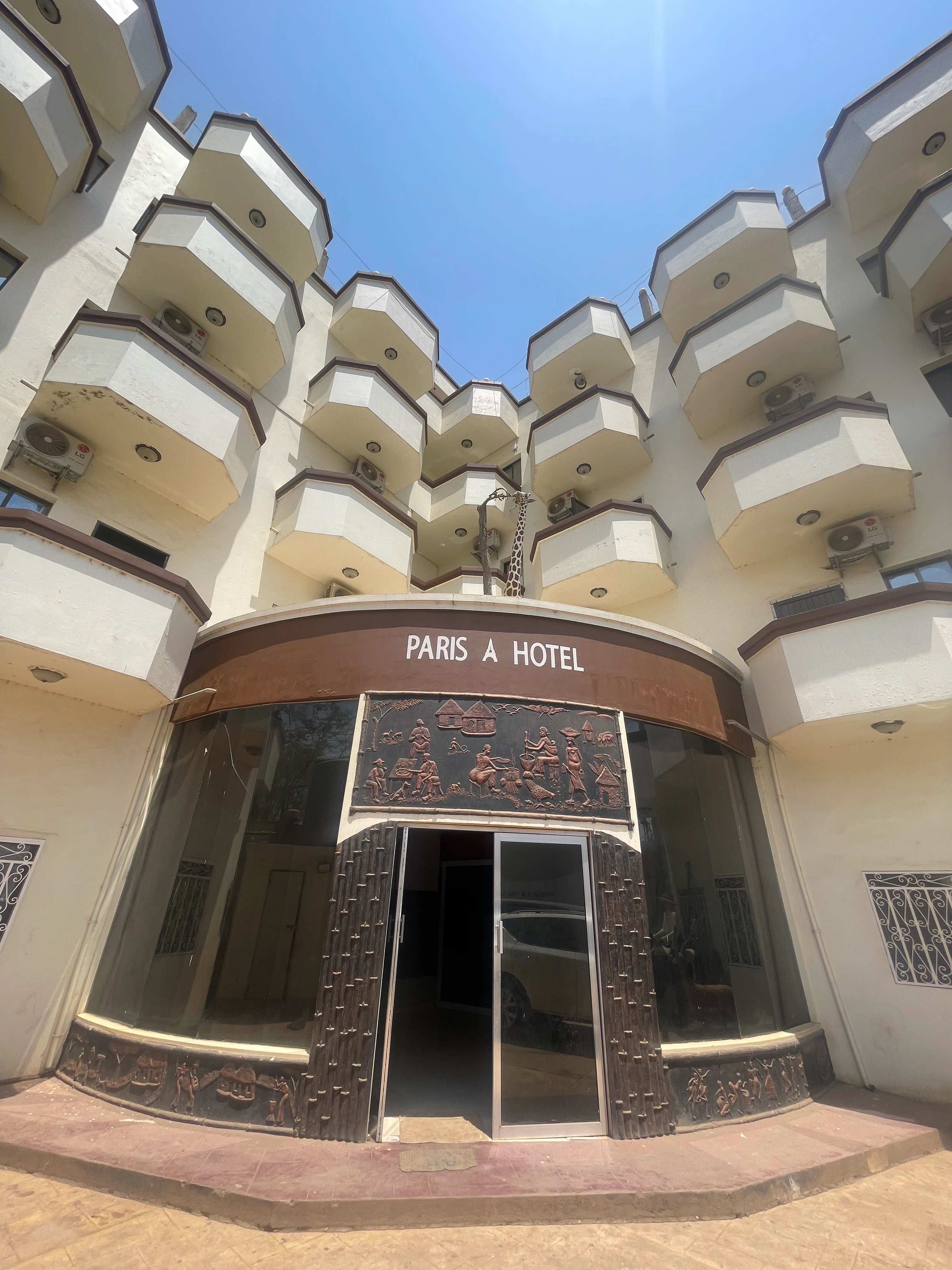 Hotel for Sale – Paris Hotel, Nyakuron South